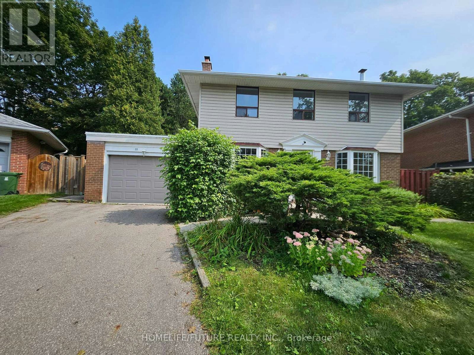 27 Ringwood Crescent, Toronto, ON, M2J 1C8 - 2