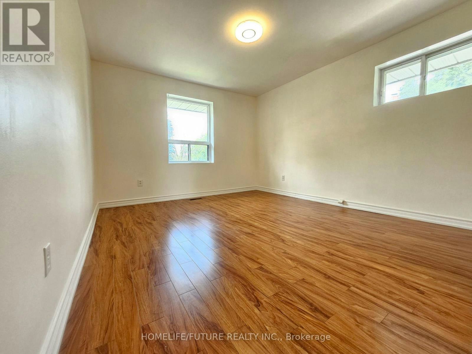 27 Ringwood Crescent, Toronto, ON, M2J 1C8 - 14