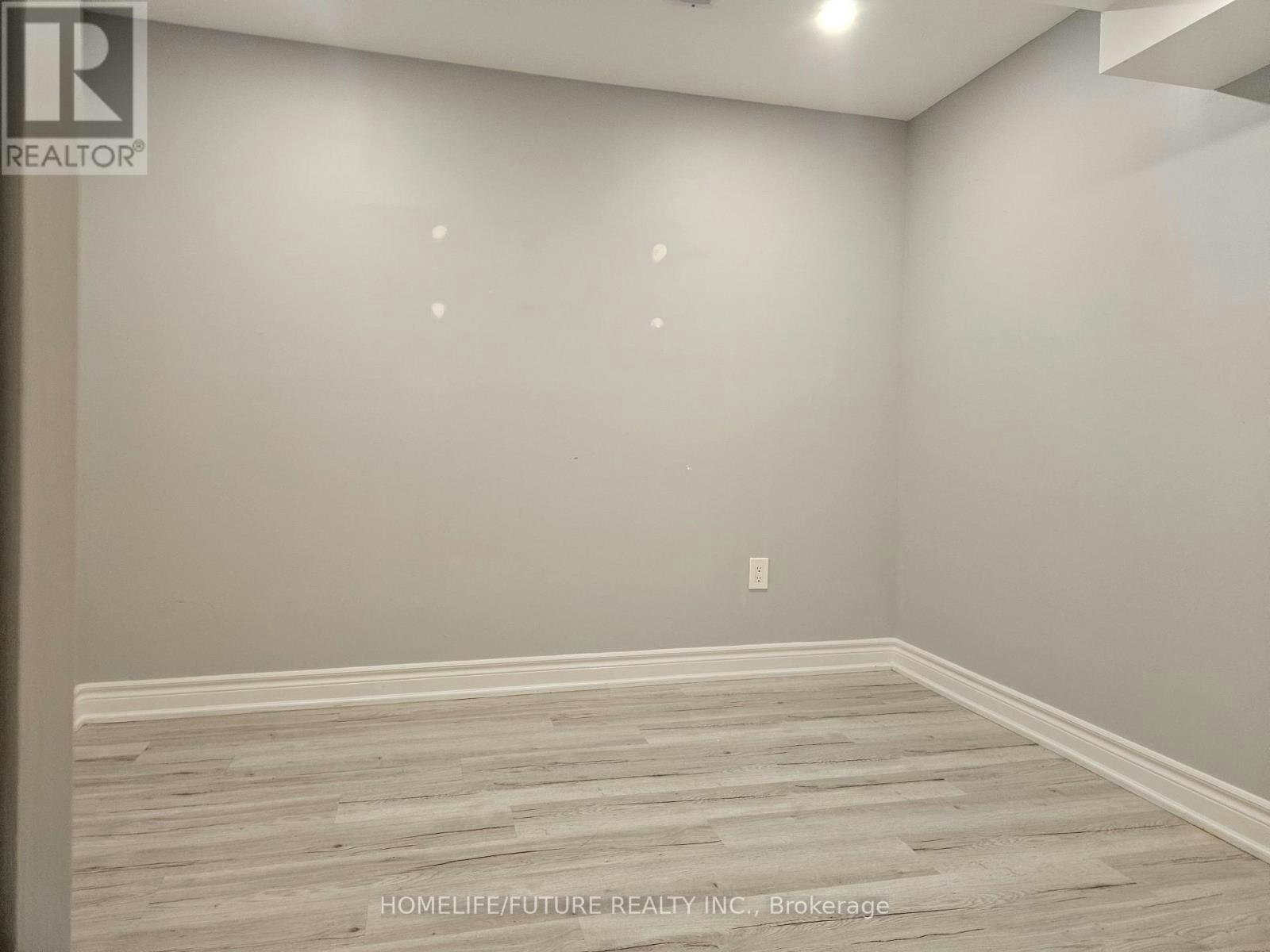 27 Ringwood Crescent, Toronto, ON, M2J 1C8 - 29