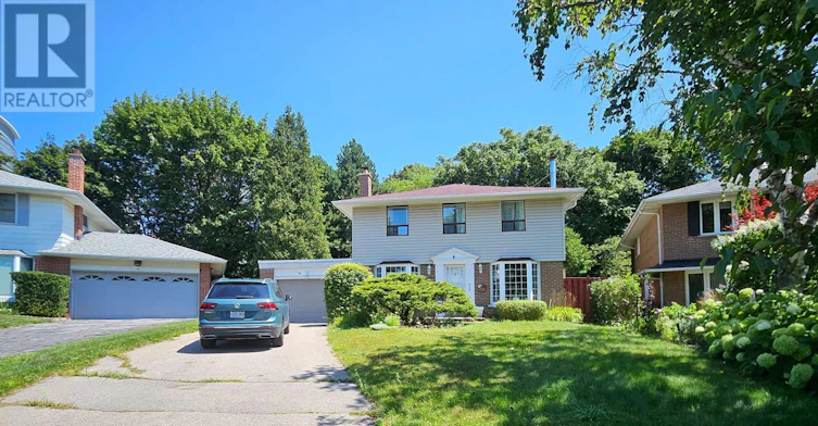 27 Ringwood Crescent, Toronto, ON, M2J 1C8