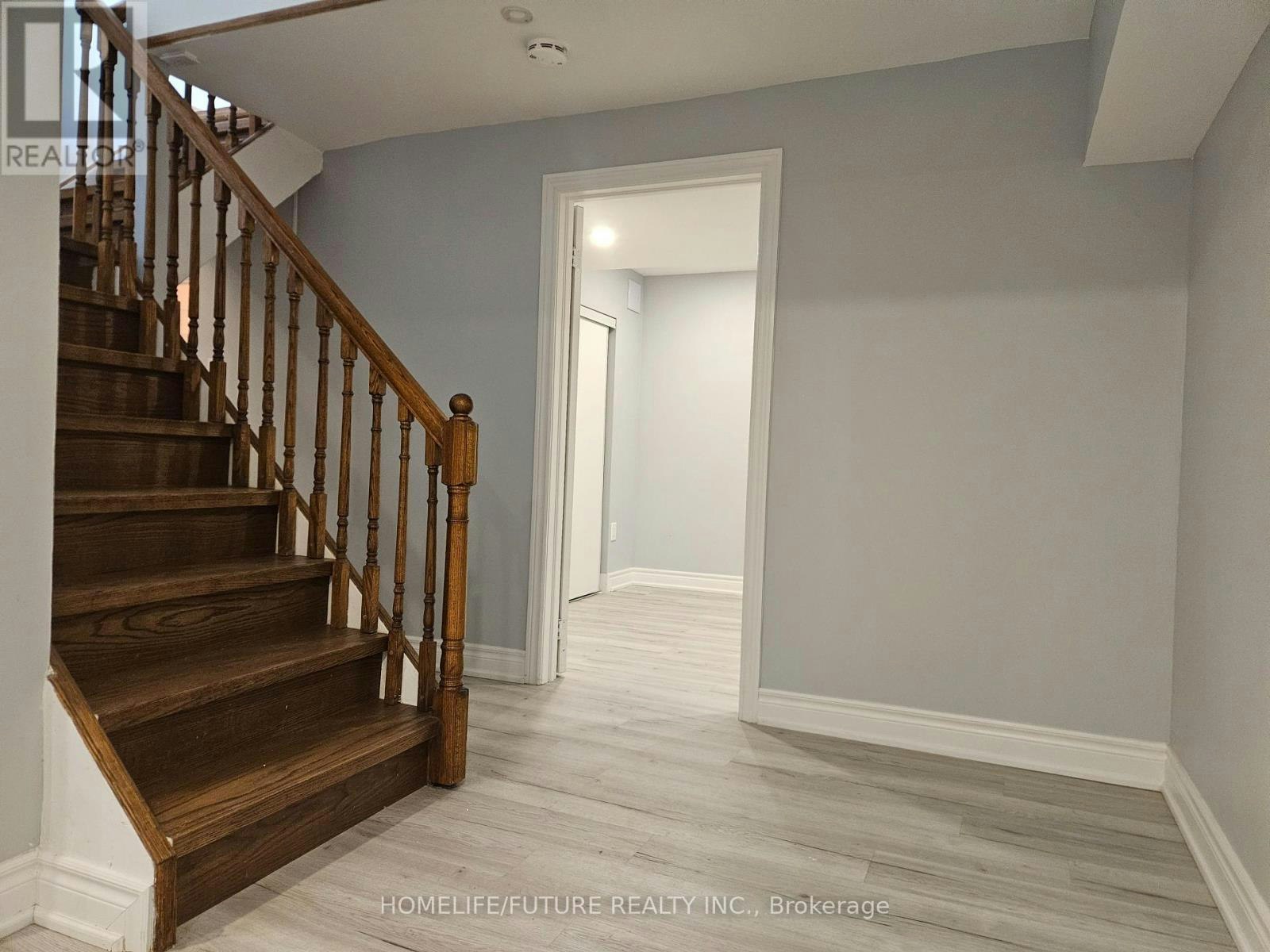 27 Ringwood Crescent, Toronto, ON, M2J 1C8 - 24