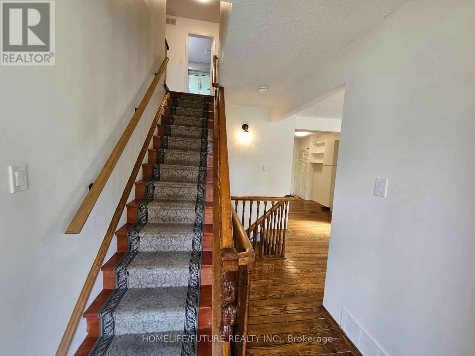 27 Ringwood Crescent, Toronto, ON, M2J 1C8 - 12