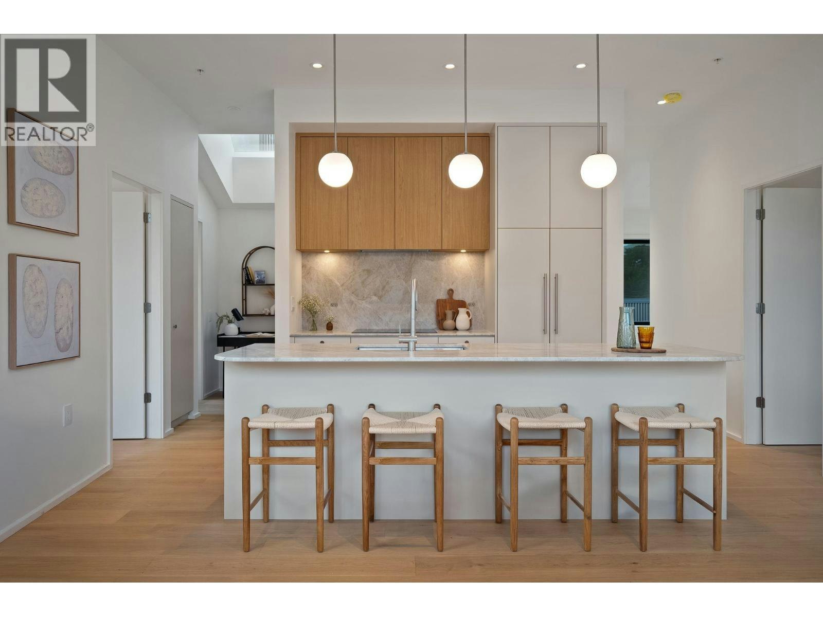 166 E 38th Avenue, Vancouver, BC, V5W 1H1