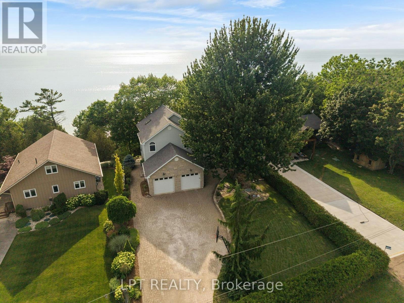 73411 Sandy Beach Road, Bluewater, ON, N0M 2T0 - 4