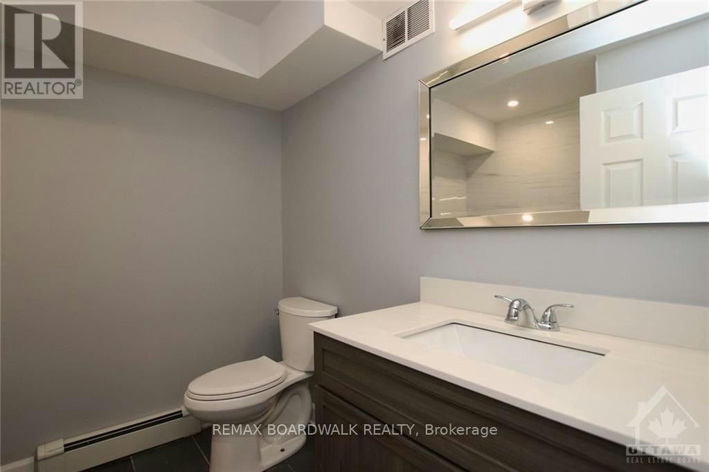 15B Dowdall Crescent, Ottawa, ON, K2S 1T9 - 12