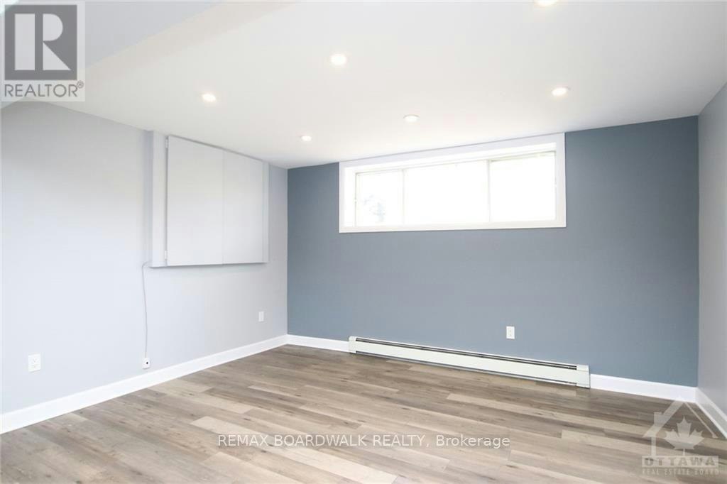 15B Dowdall Crescent, Ottawa, ON, K2S 1T9 - 7