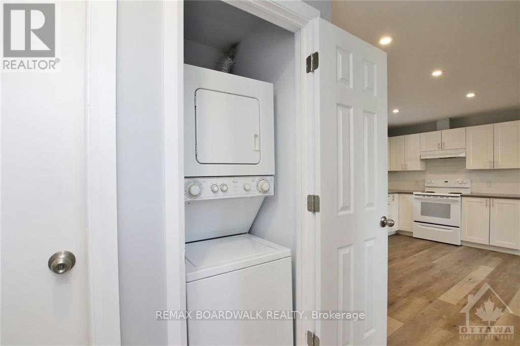15B Dowdall Crescent, Ottawa, ON, K2S 1T9 - 5