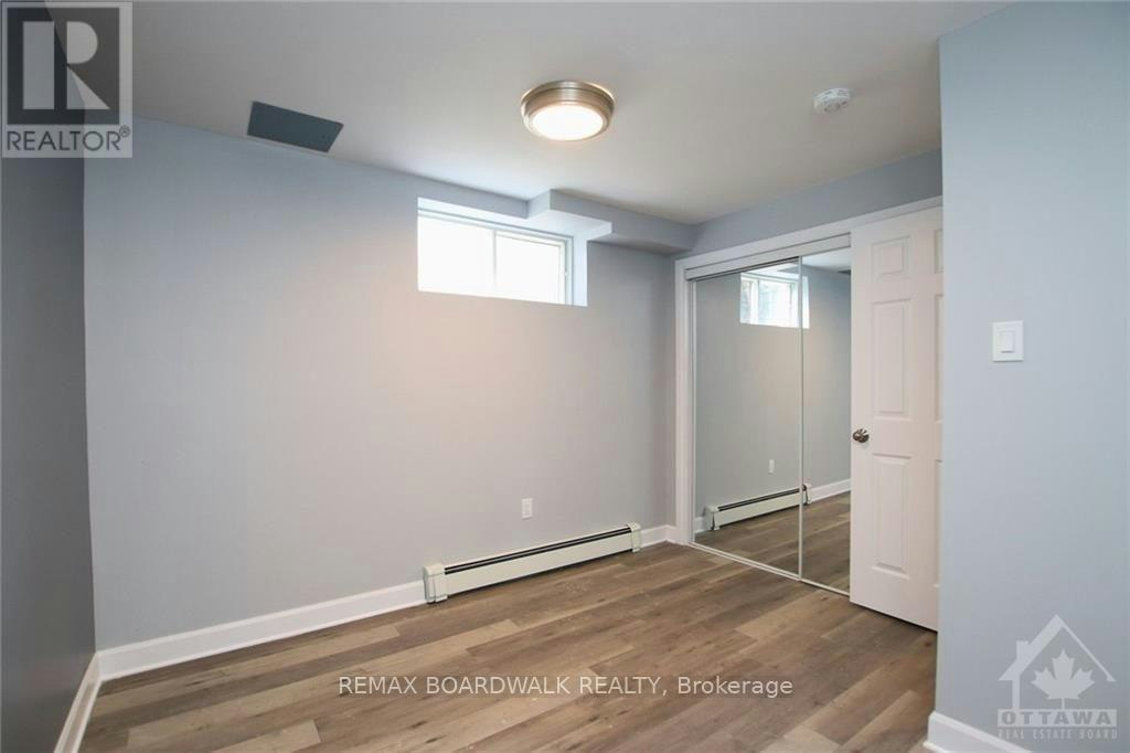 15B Dowdall Crescent, Ottawa, ON, K2S 1T9 - 9