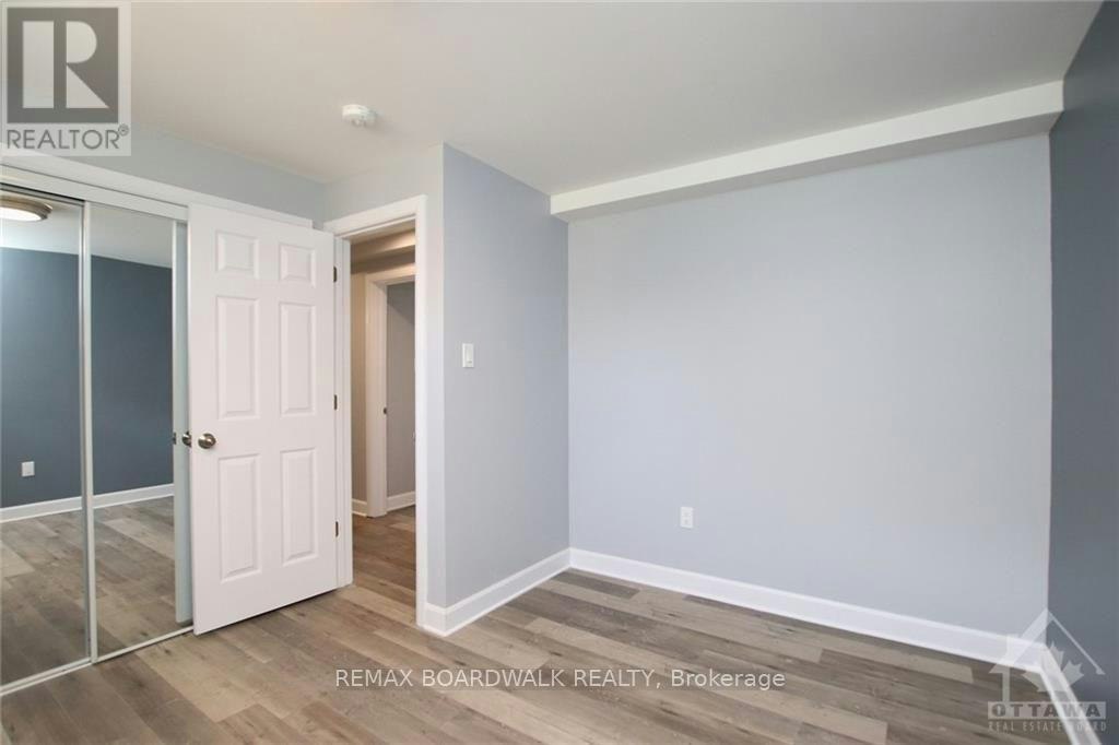 15B Dowdall Crescent, Ottawa, ON, K2S 1T9 - 10