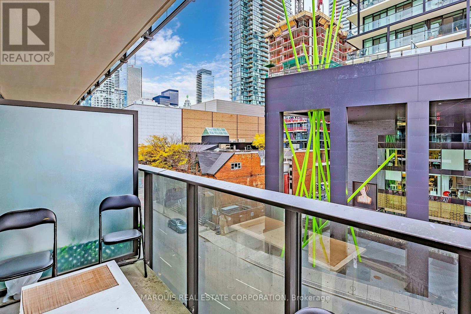 505 Entire 330 Richmond Street W, Toronto, ON, M5V 0M4 - 4