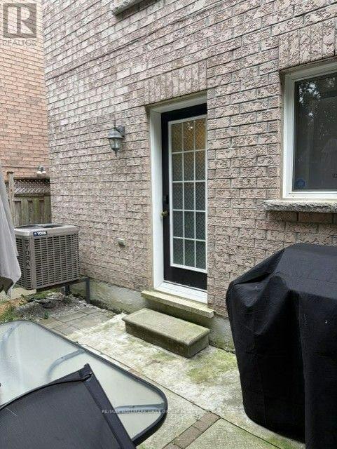 STUDIO BASEMENT-28 Ignatius Lane, Toronto, ON, M1E 0A3 - 9