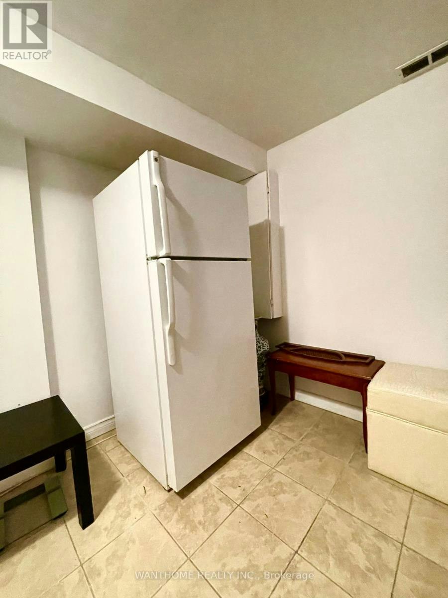 BSMT-82 Maresfield Drive, Toronto, ON, M1V 2W9 - 9