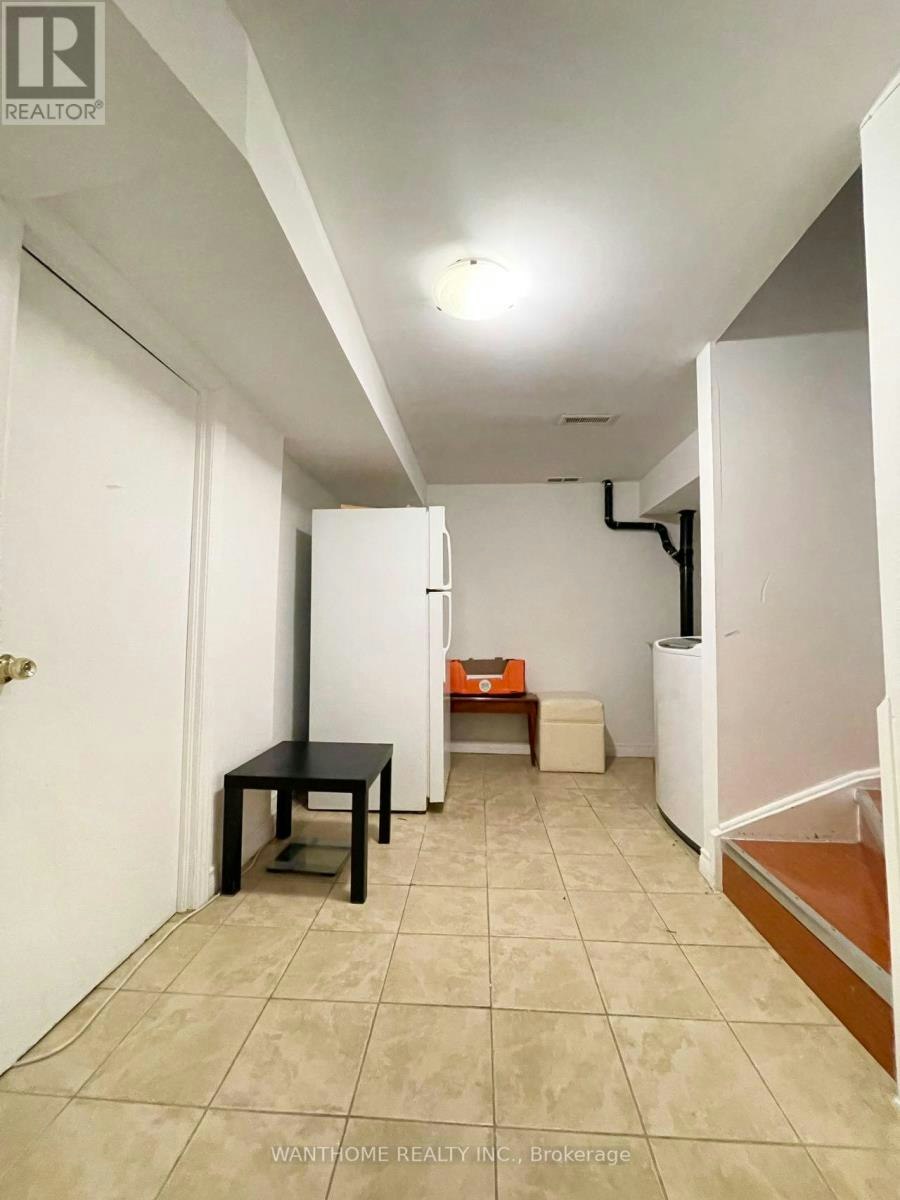 BSMT-82 Maresfield Drive, Toronto, ON, M1V 2W9 - 4