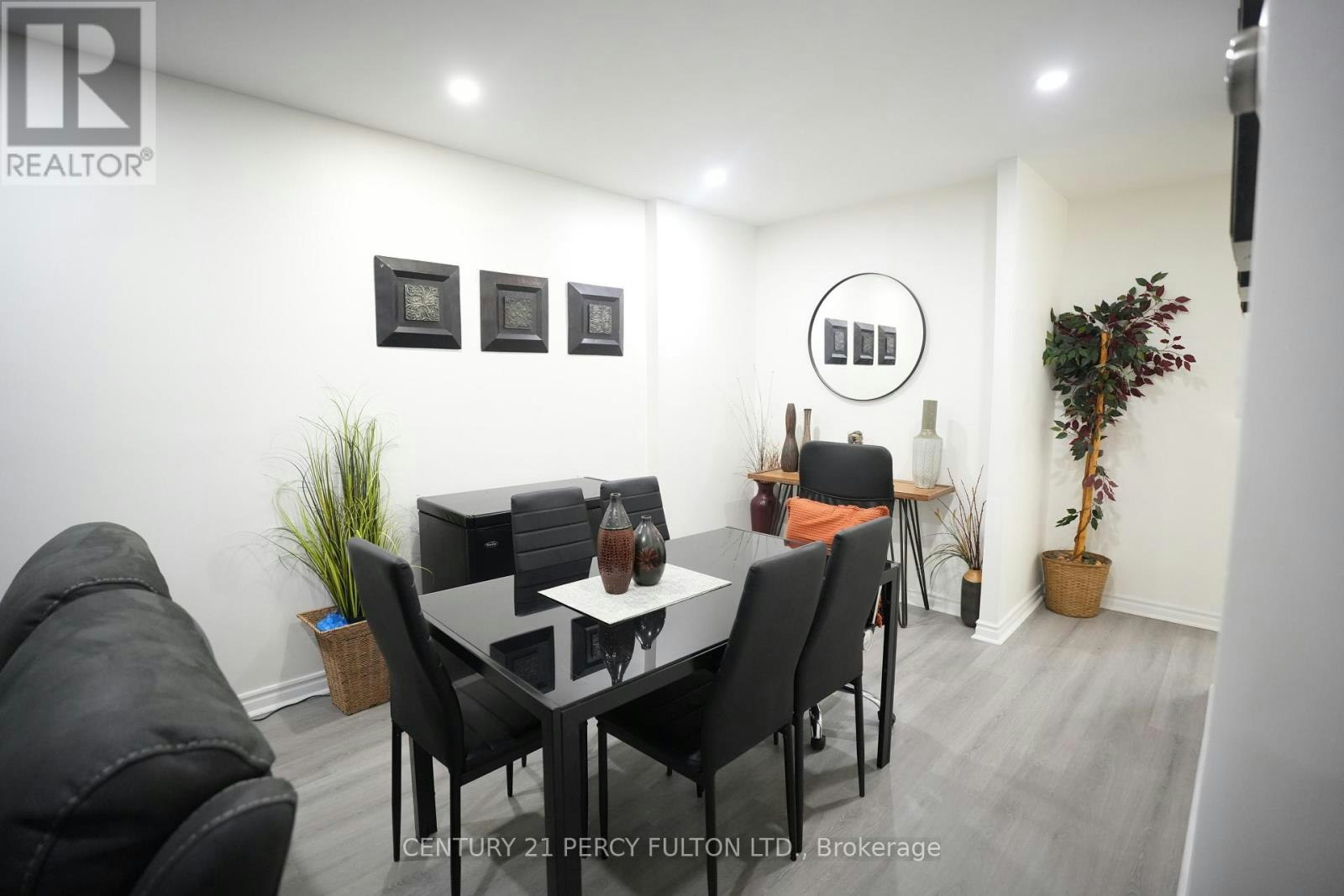 MAIN-117 Cordella Avenue, Toronto, ON, M6N 2K1 - 5