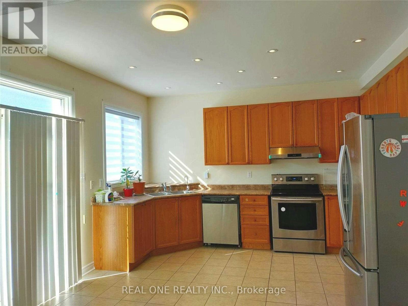 16 Hammersly Boulevard, Markham, ON, L6E 2A5 - 5