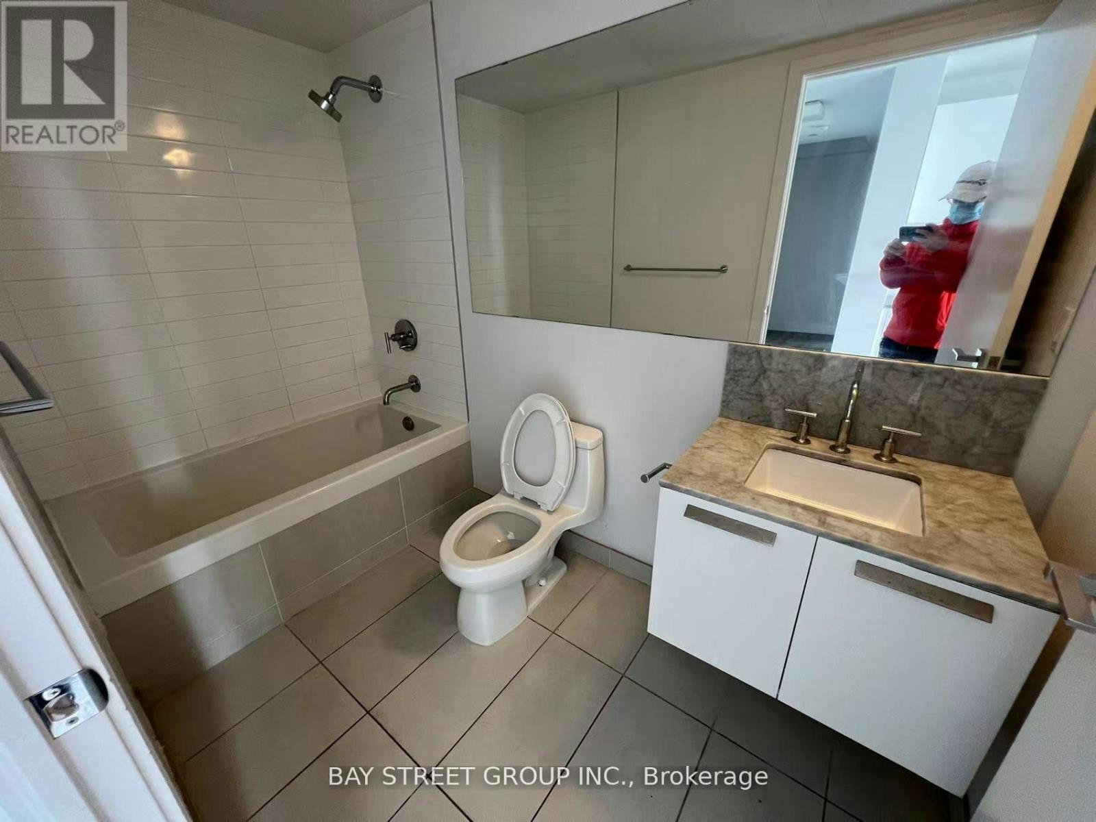 1704-42 Charles Street, Toronto, ON, M4Y 1T4 - 7