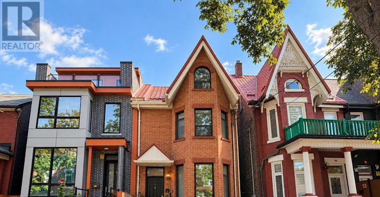 LOWER-55 Huron Street, Toronto, ON, M5T 2A6
