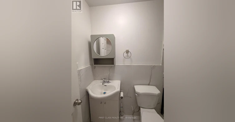 LOWER-55 Huron Street, Toronto, ON, M5T 2A6 - 19