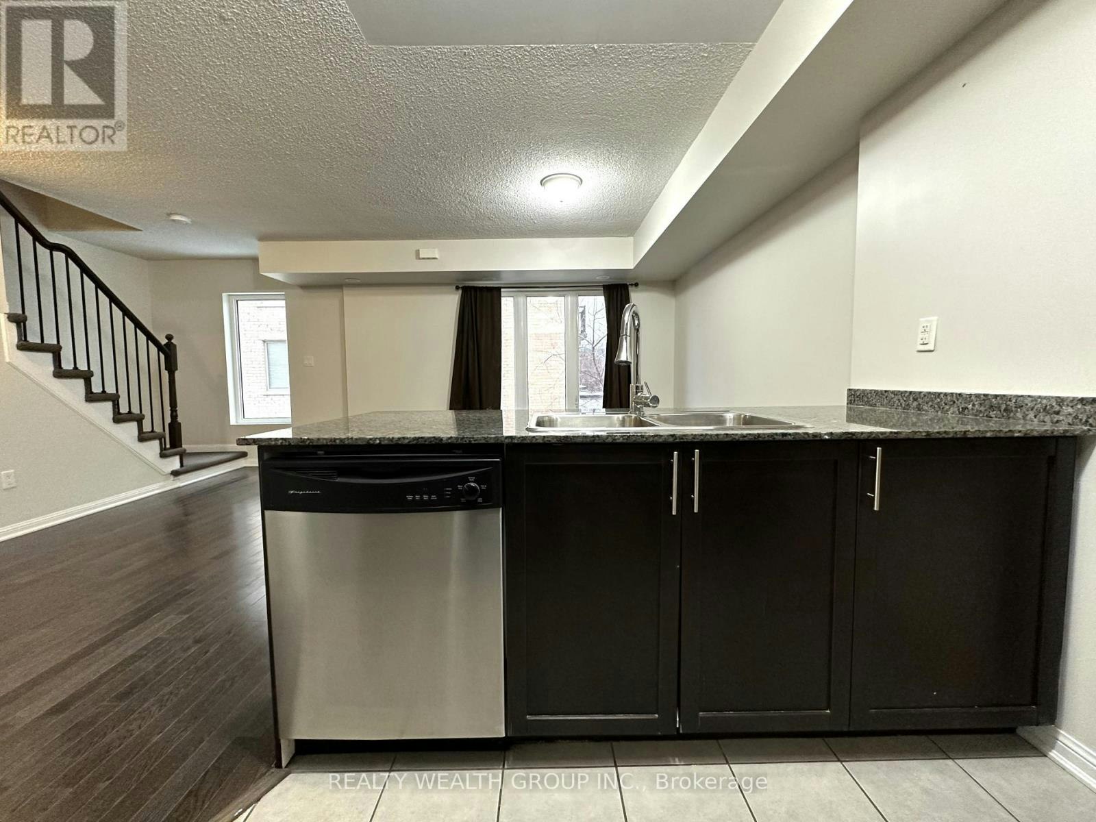 232-11 Foundry Avenue, Toronto, ON, M6H 0B7 - 8