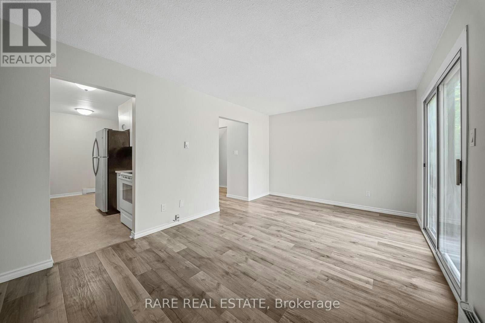 18-221 Ormond Drive, Oshawa, ON, L1G 6T7 - 6