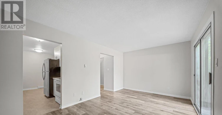 18-221 Ormond Drive, Oshawa, ON, L1G 6T7 - 6
