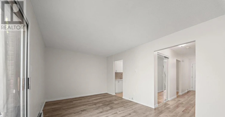 18-221 Ormond Drive, Oshawa, ON, L1G 6T7 - 3