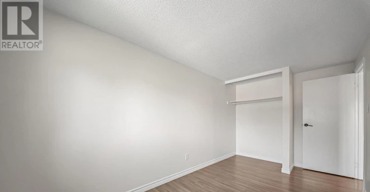 18-221 Ormond Drive, Oshawa, ON, L1G 6T7 - 18