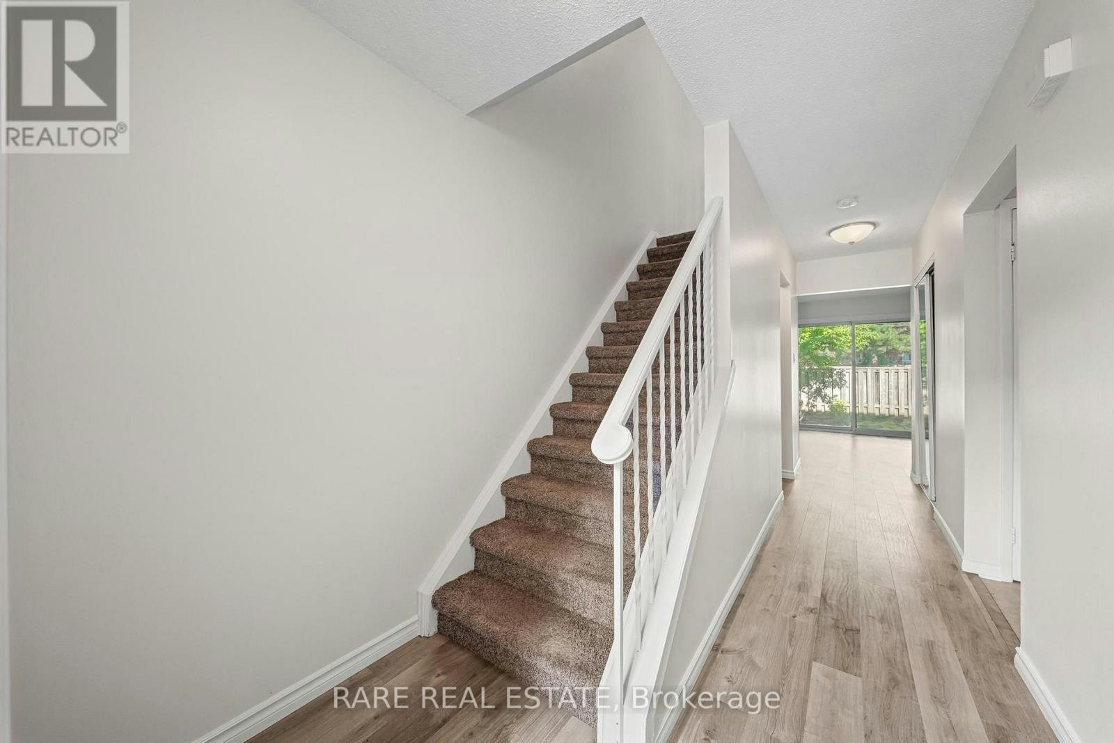 18-221 Ormond Drive, Oshawa, ON, L1G 6T7 - 10