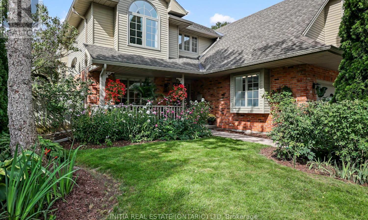 82 Masonville Crescent