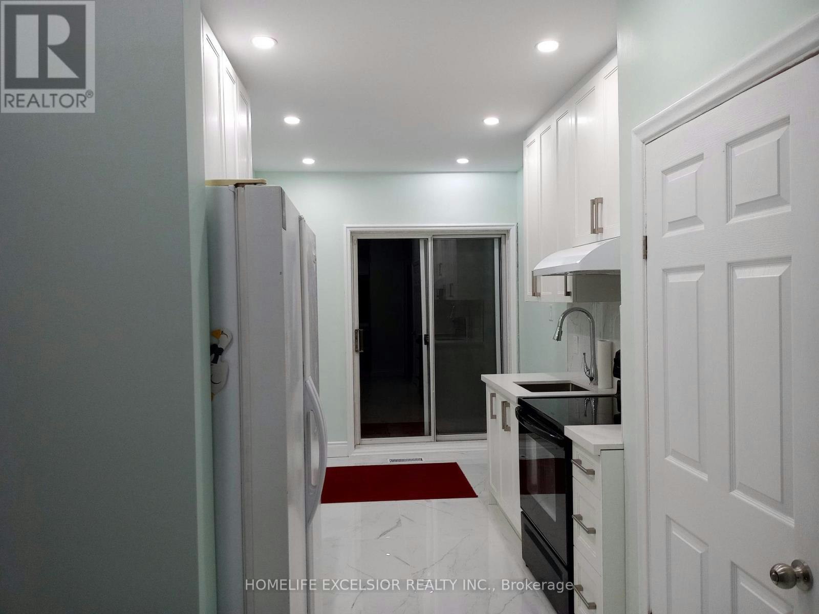 MAIN-82 Pandora Circle, Toronto, ON, M1H 1V7 - 18
