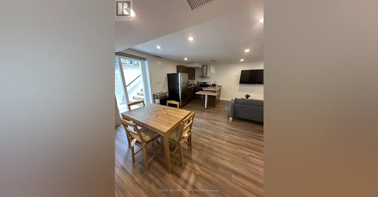 7 Lakewoods Street, Richmond Hill, ON, L4E 0B5 - 4