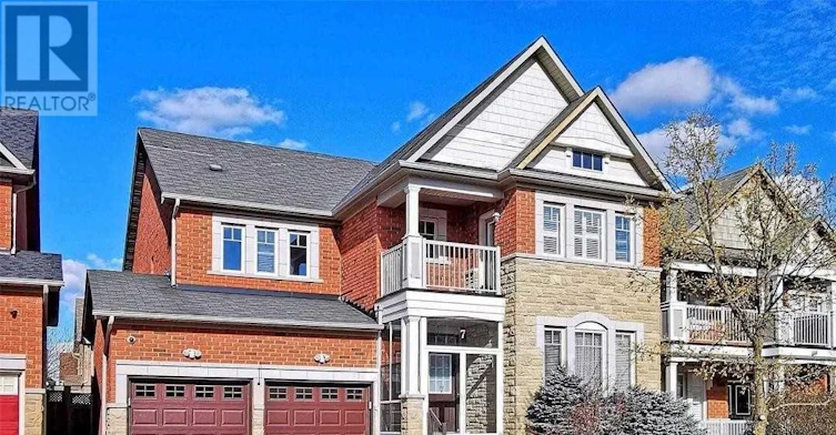 7 Lakewoods Street, Richmond Hill, ON, L4E 0B5