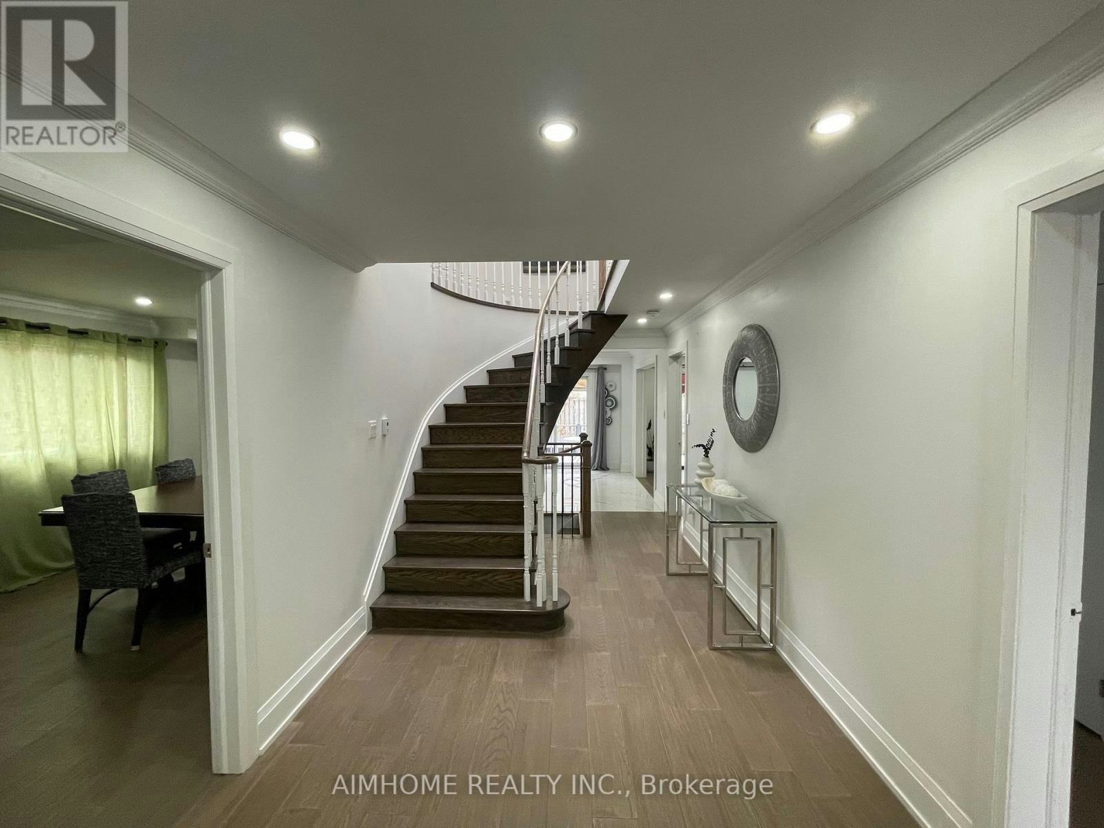 MAIN-166 Fincham Avenue, Markham, ON, L3P 4B3 - 3