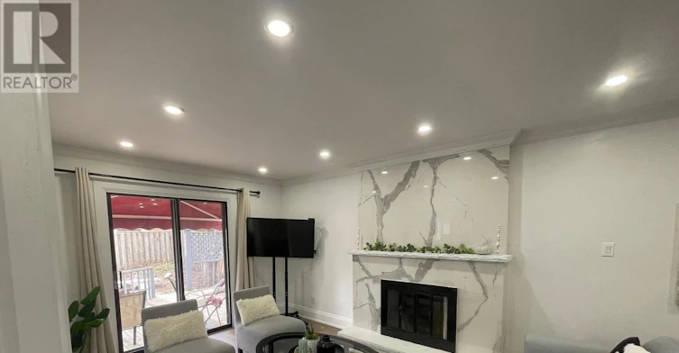 MAIN-166 Fincham Avenue, Markham, ON, L3P 4B3 - 8