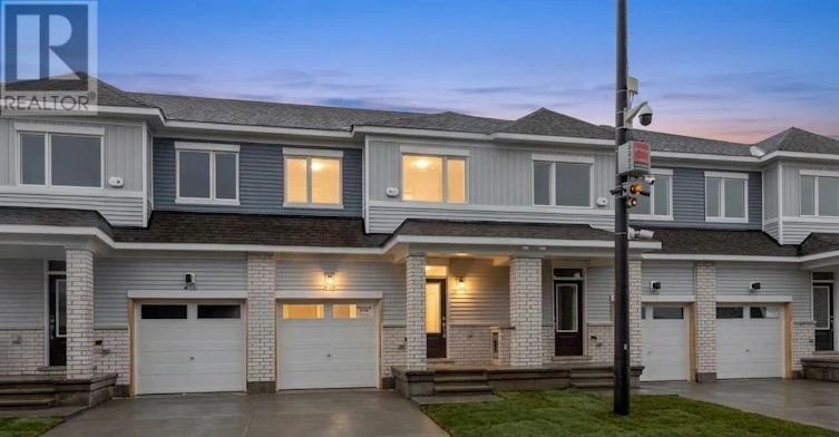 418 Les Emmerson Drive, Ottawa, ON, K2J 4J4