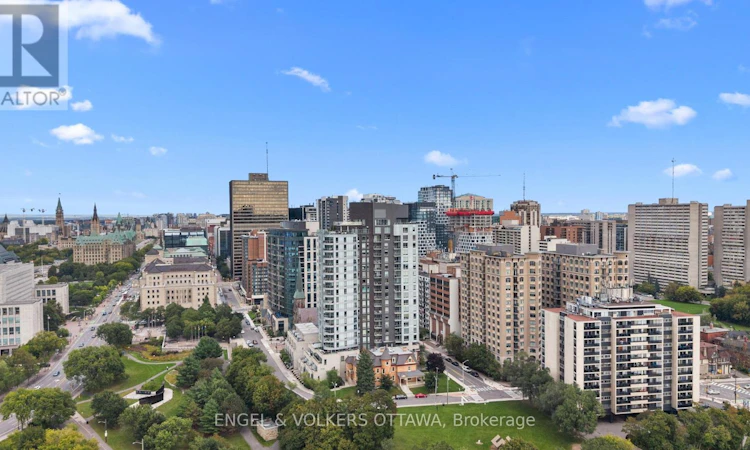 701-428 Sparks Street