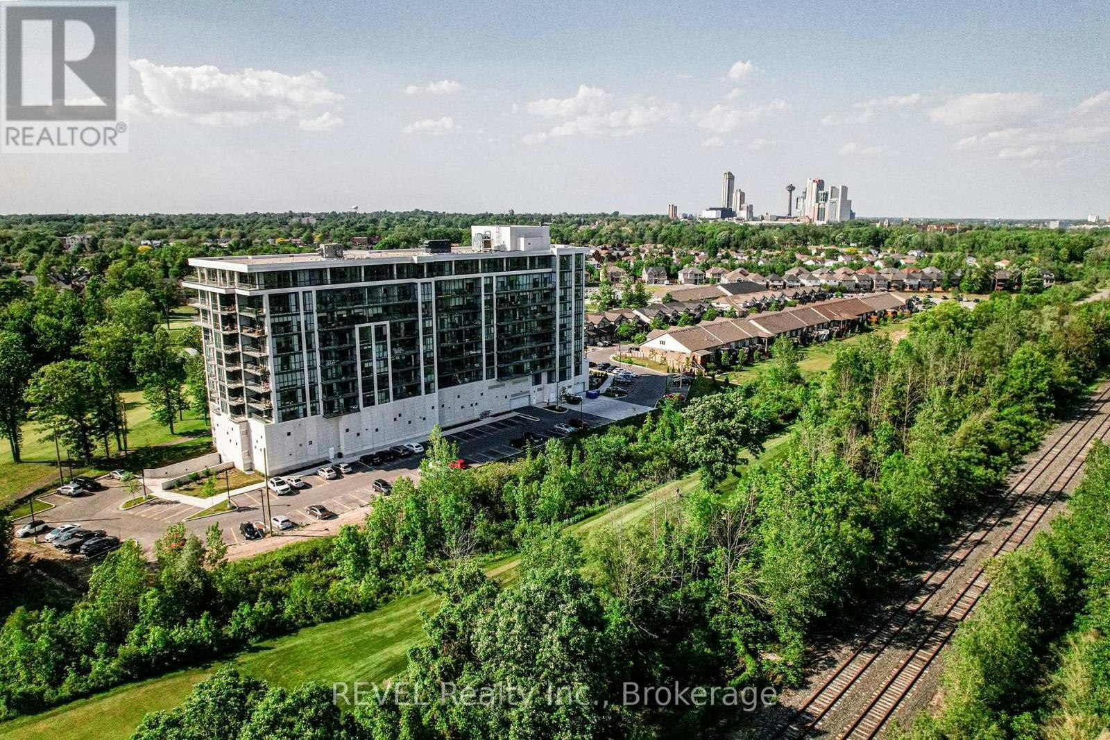 1003-7711 Green Vista Gate, Niagara Falls, ON, L2G 0A8 - 7
