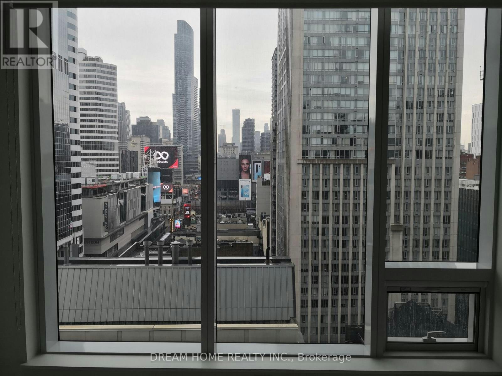 1301-197 Yonge Street, Toronto, ON, M5B 0C1 - 8