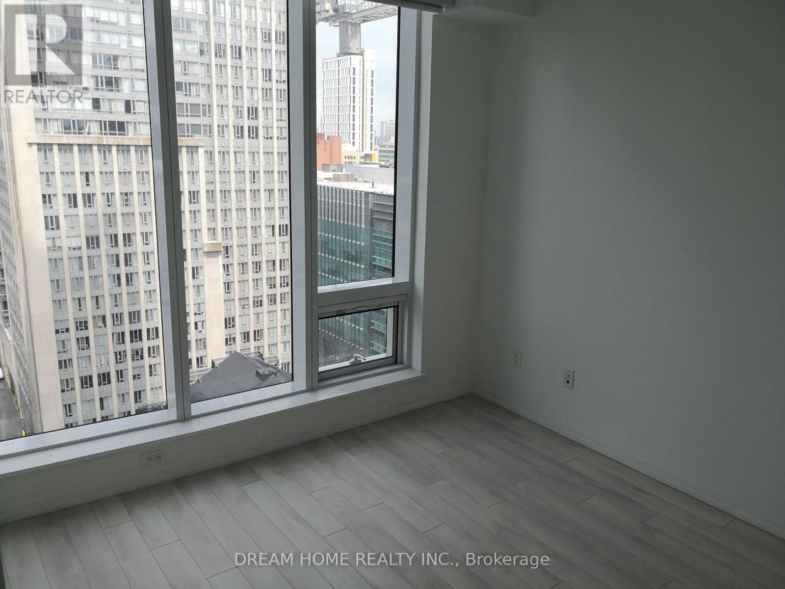 1301-197 Yonge Street, Toronto, ON, M5B 0C1 - 6