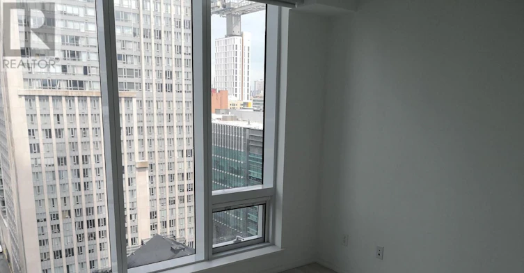 1301-197 Yonge Street, Toronto, ON, M5B 0C1 - 6