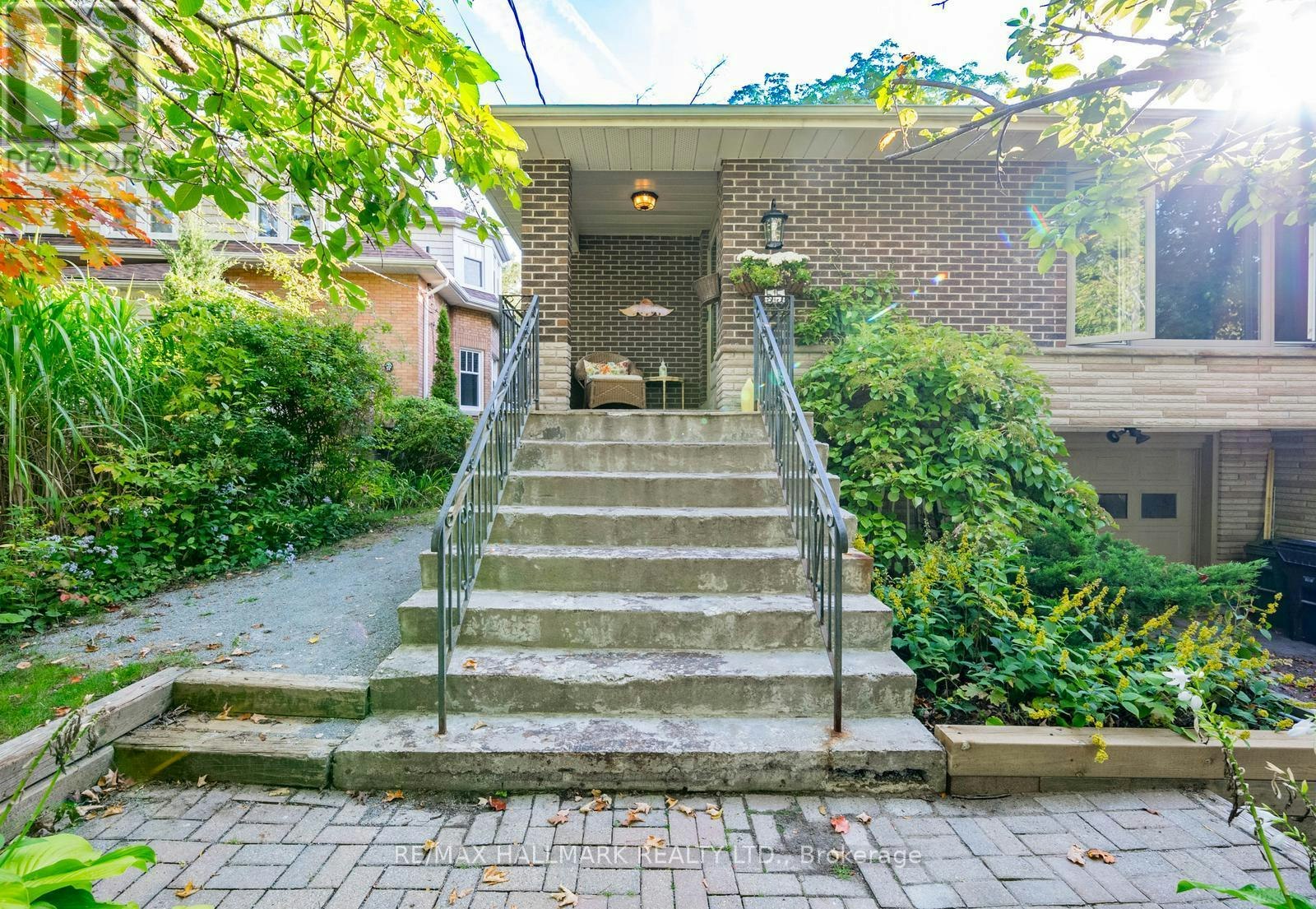 55 Larwood Boulevard, Toronto, ON, M1M 2M6 - 5