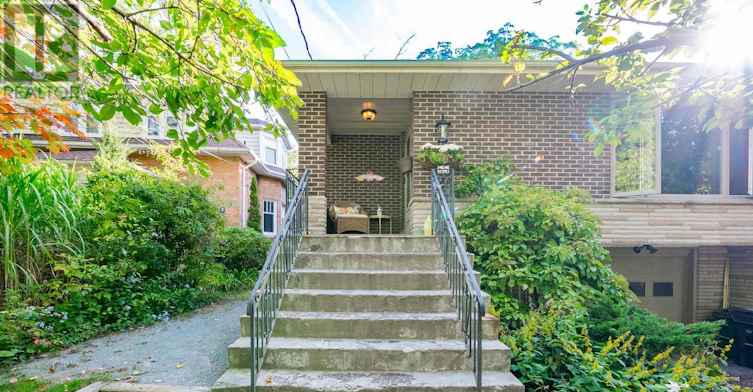 55 Larwood Boulevard, Toronto, ON, M1M 2M6 - 5