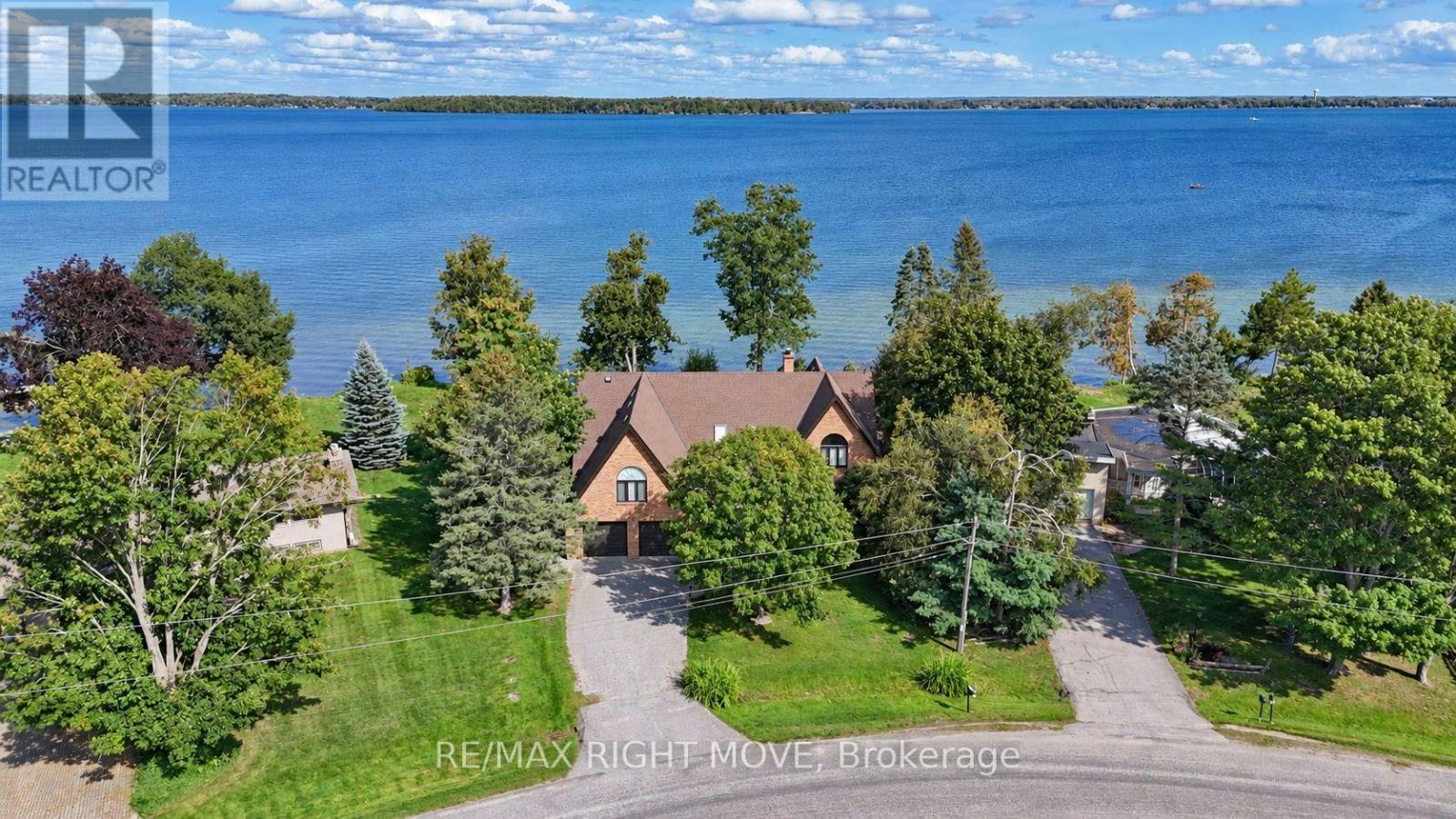 2199 Thomson Crescent, Severn, ON, L3V 0V7