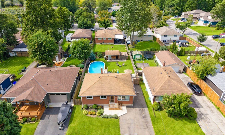220 Cutress Avenue