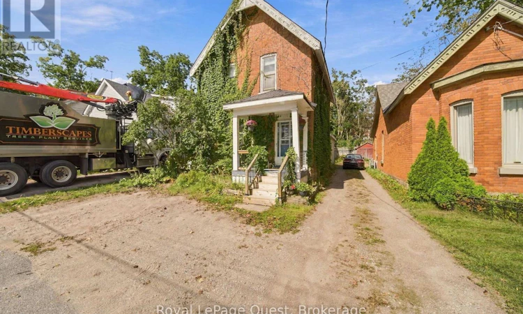 148 Coldwater Road W