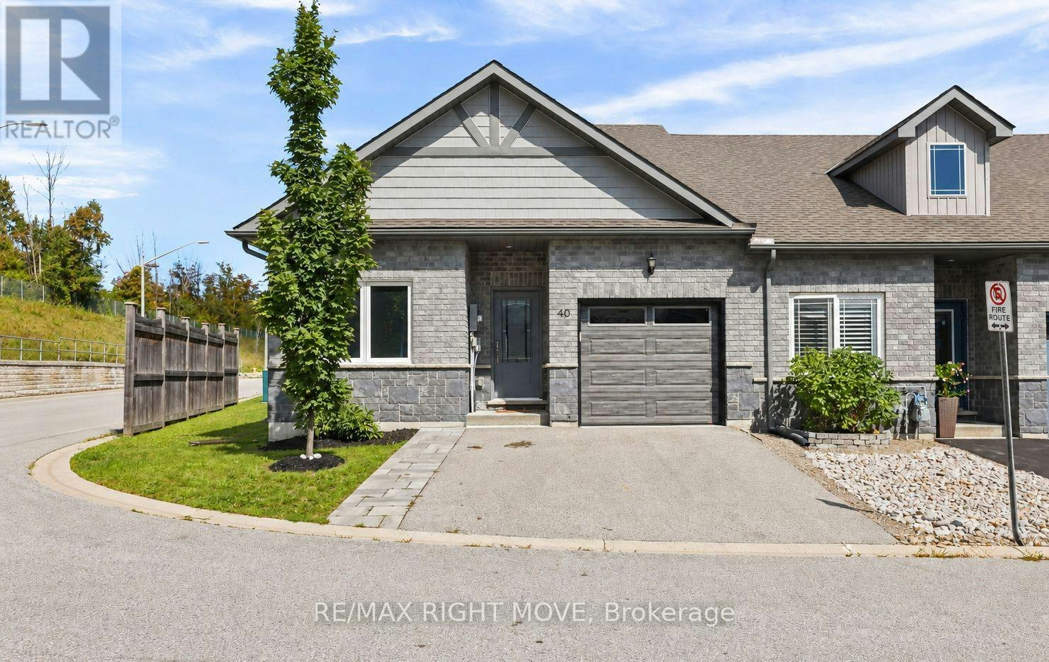 40 Lily Drive, Orillia, ON, L3V 0G3