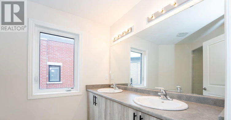 2-3299 Sixth Line, Oakville, ON, L6H 0Z5 - 38