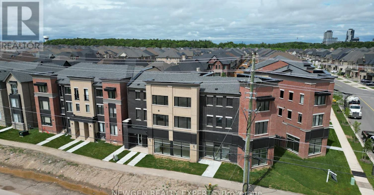 2-3299 Sixth Line, Oakville, ON, L6H 0Z5