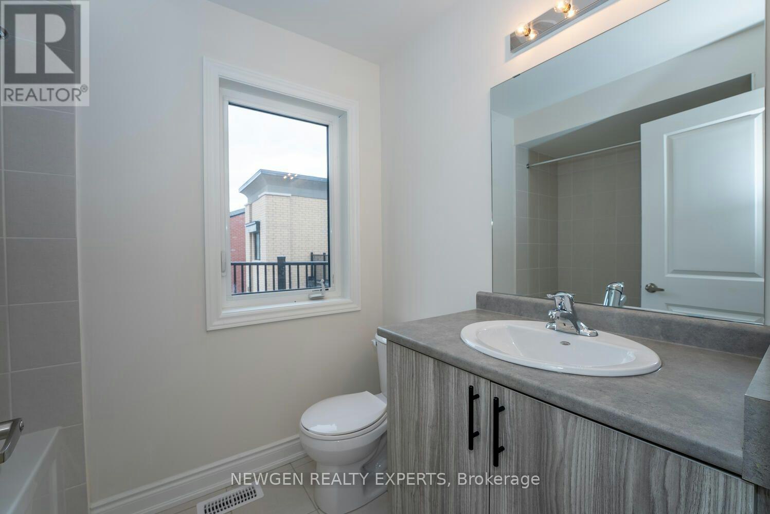 2-3299 Sixth Line, Oakville, ON, L6H 0Z5 - 44
