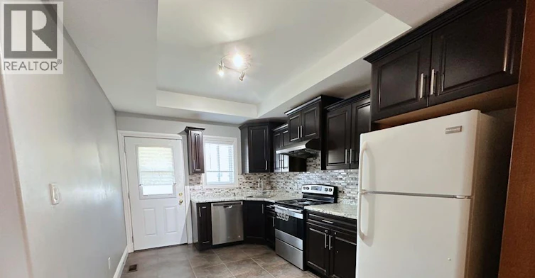 UPPER-1977 Northway Avenue, Windsor, ON, N9B 0A3 - 5